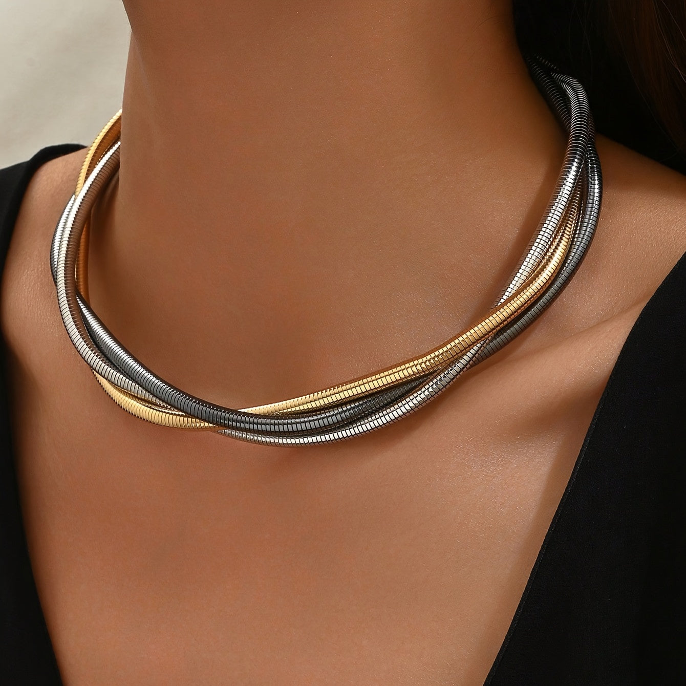 Snake Luxe | Short Necklace