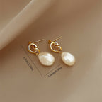 1 Pair of Personalized Design Elegant Temperament Knotted Baroque Imitation Pearl Earrings, Suitable for Women'S Daily Decoration And Banquet Creative Gifts