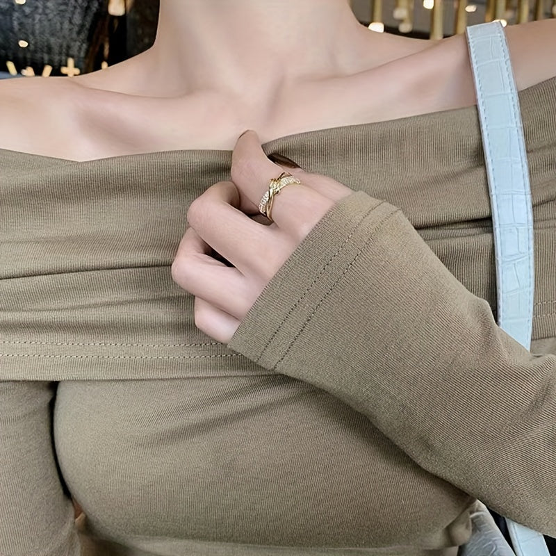 Fashionable, Unique, Exquisite, And Minimalist Ring with Micro-Set Synthetic Zirconia