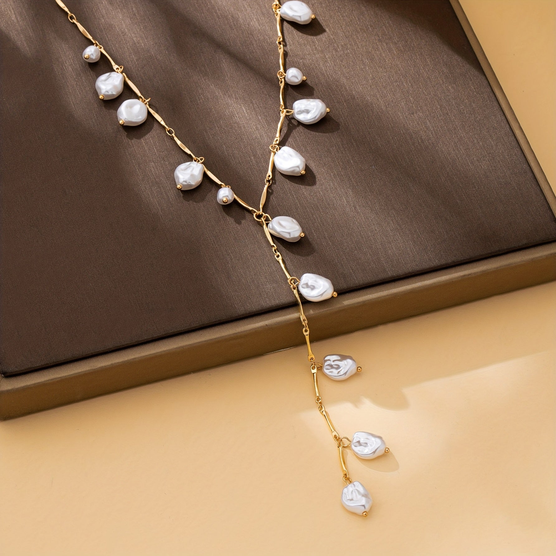 French-Style Elegant and Sexy Women's Fashion Necklace, Irregular Shape Unique Design Y-Shaped Necklace for Banquets, Parties, Festivals, Weddings, Mother's Day, Ramadan