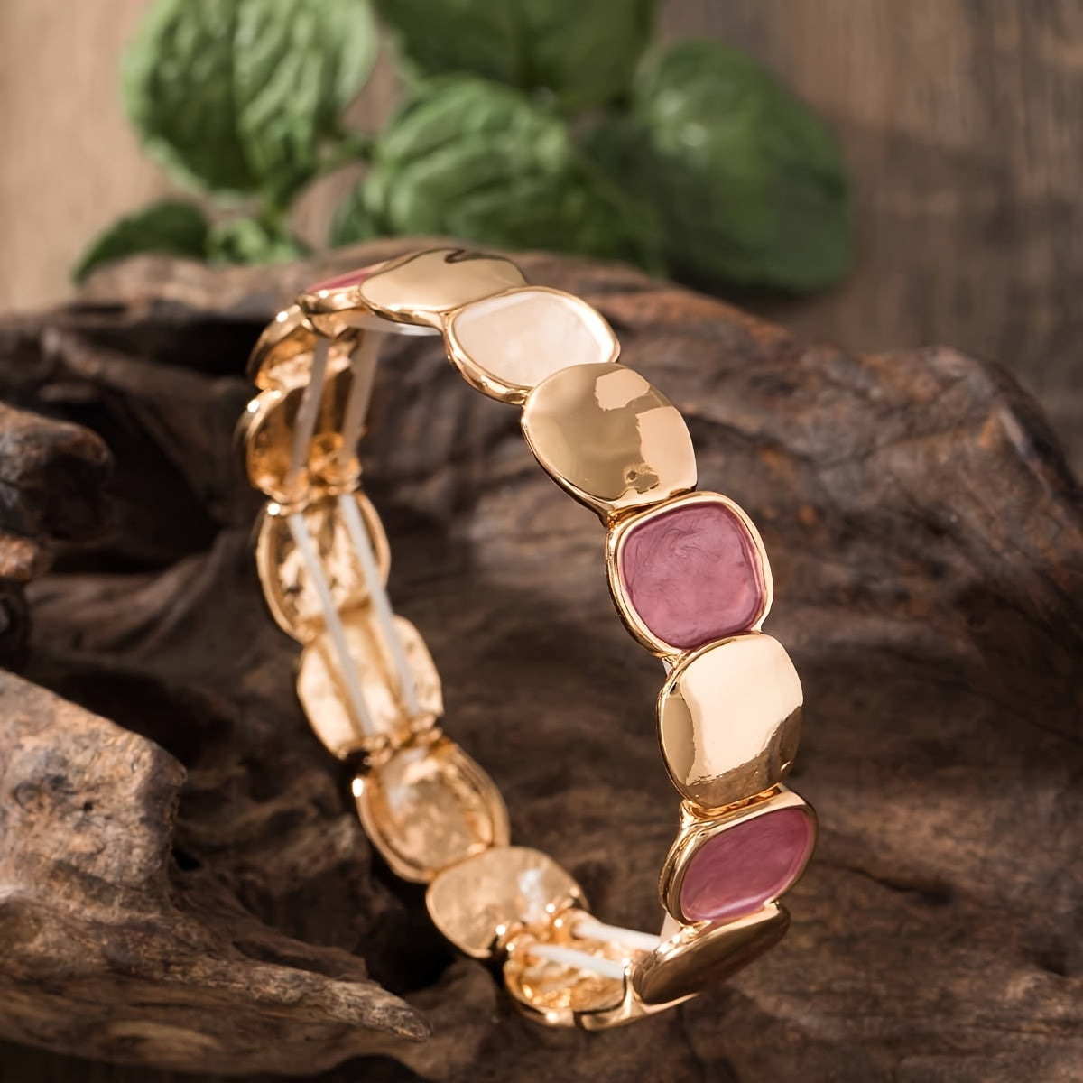 1pc Vintage Style Elegant Zinc Alloy Plated Kc Golden Elastic Bracelet Bracelet Irregular Square Unisex Bracelet